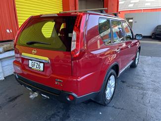 2012 Nissan X-Trail - Thumbnail