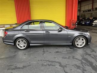 2011 Mercedes-Benz C - Thumbnail