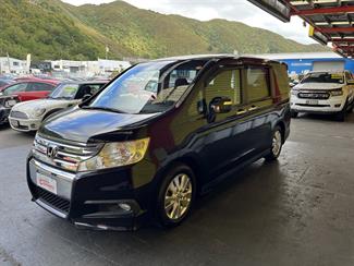 2012 Honda STEPWAGON SPADA - Thumbnail