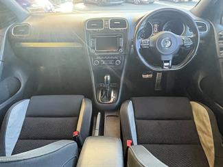 2012 Volkswagen Golf - Thumbnail