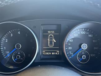 2012 Volkswagen Golf - Thumbnail