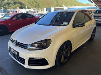 2012 Volkswagen Golf - Thumbnail