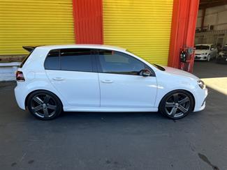 2012 Volkswagen Golf - Thumbnail