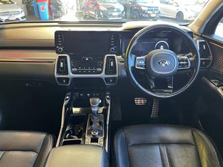 2021 Kia Sorento - Thumbnail