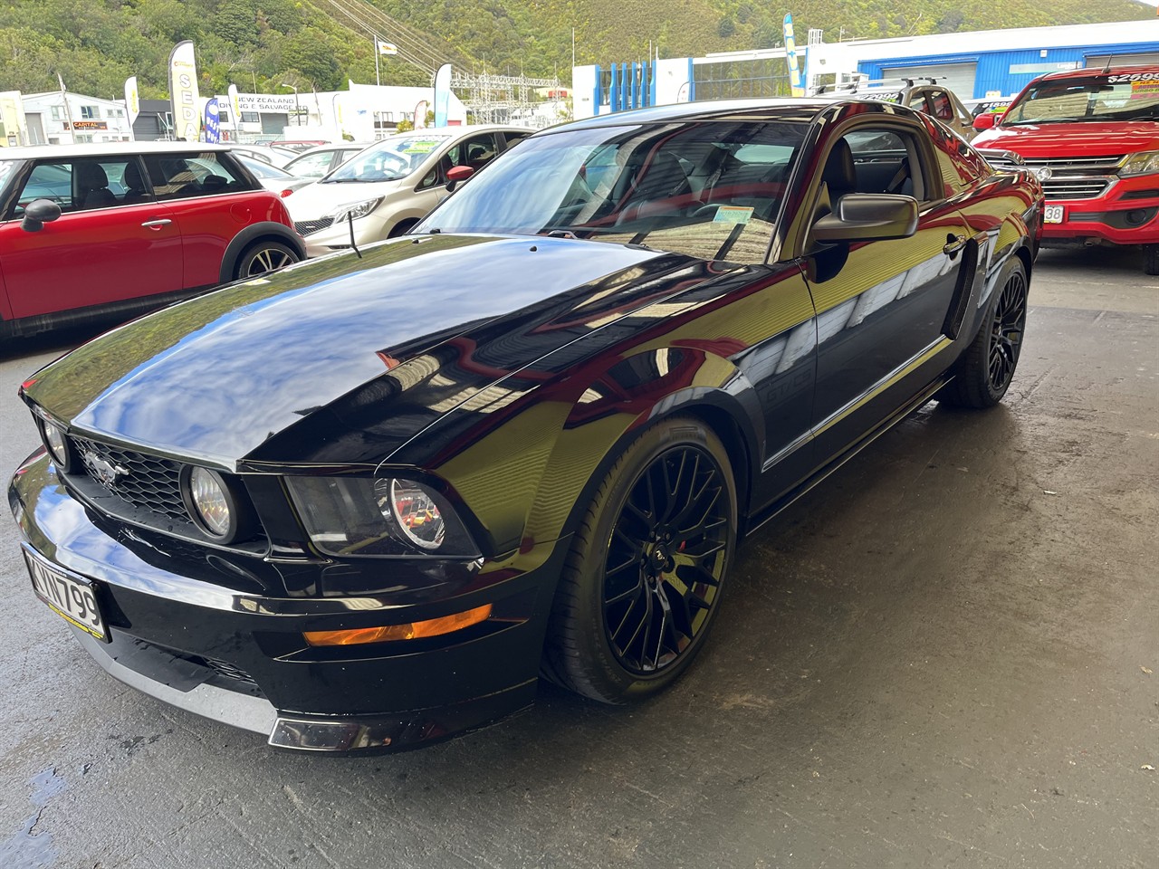 2008 Ford Mustang