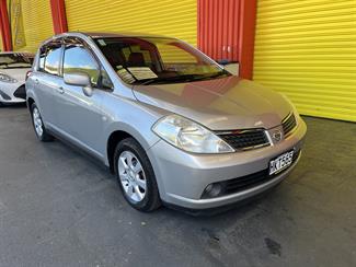 2005 Nissan Tiida