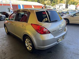 2005 Nissan Tiida - Thumbnail