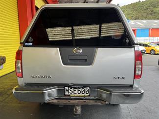 2007 Nissan Navara - Thumbnail