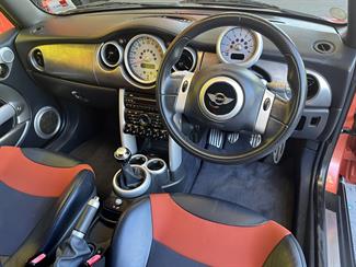 2004 BMW MINI - Thumbnail