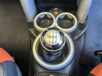 2004 BMW MINI - Thumbnail