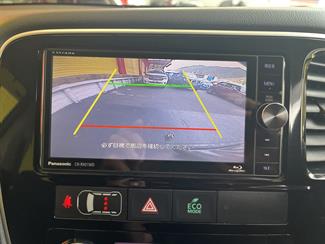 2014 Mitsubishi Outlander - Thumbnail