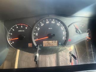 2017 Toyota Hiace - Thumbnail