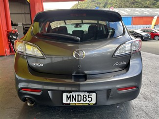2010 Mazda Axela - Thumbnail