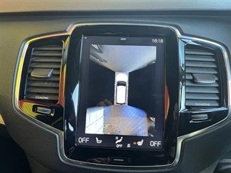 2015 Volvo XC90 - Thumbnail