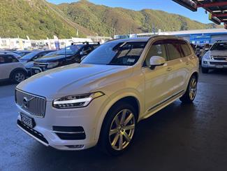 2015 Volvo XC90 - Thumbnail