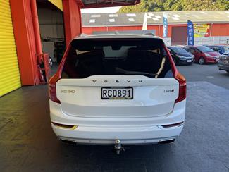 2015 Volvo XC90 - Thumbnail