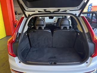 2015 Volvo XC90 - Thumbnail