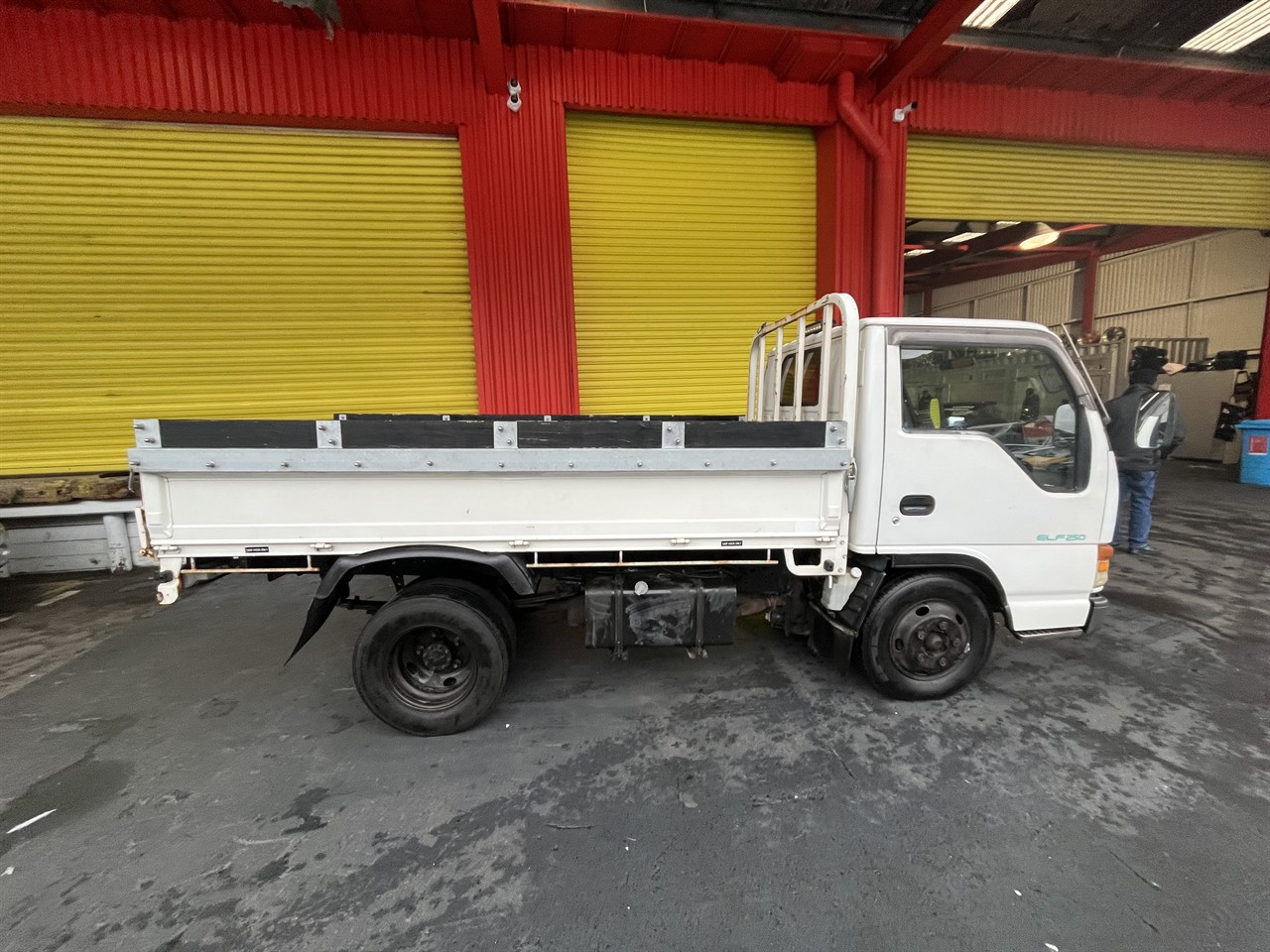 1997 Isuzu Elf