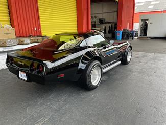 1981 Chevrolet Corvette - Thumbnail