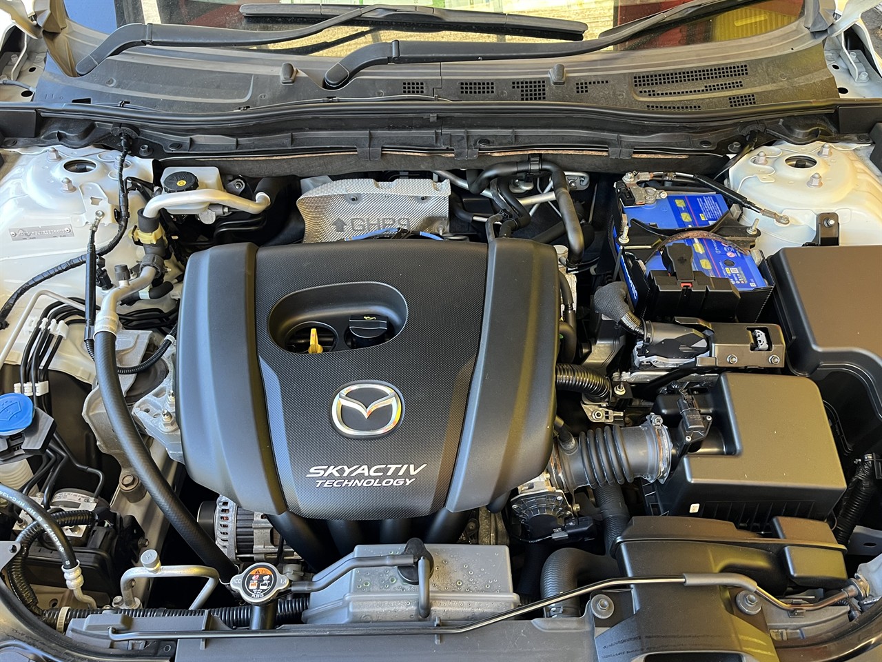 2016 Mazda Axela