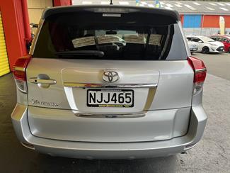 2010 Toyota Vanguard - Thumbnail
