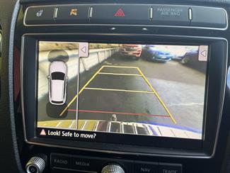 2015 Volkswagen Touareg - Thumbnail