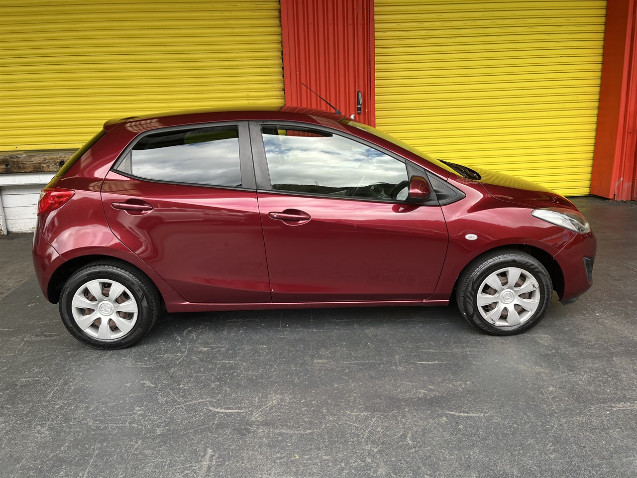 2011 Mazda Demio