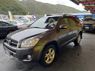 2013 Toyota RAV4 - Thumbnail