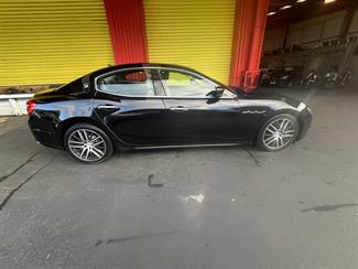 2015 Maserati Ghibli - Thumbnail