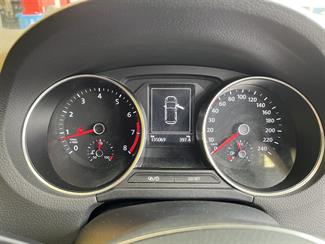 2016 Volkswagen Polo - Thumbnail