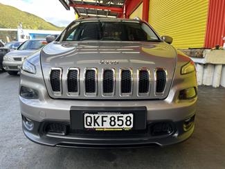 2017 Jeep Cherokee - Thumbnail