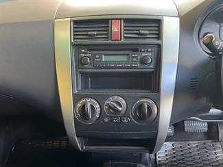 2006 Mitsubishi Colt - Thumbnail