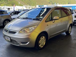 2006 Mitsubishi Colt - Thumbnail