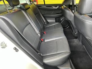 2016 Subaru Legacy - Thumbnail