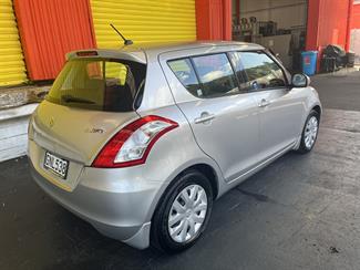 2012 Suzuki Swift - Thumbnail