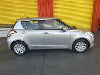 2012 Suzuki Swift - Thumbnail