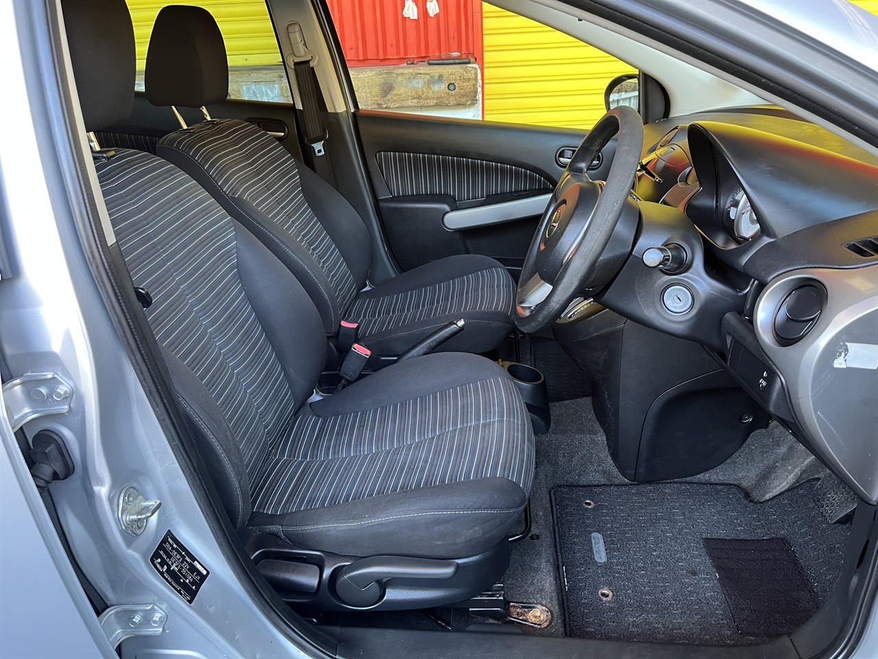 2010 Mazda Demio