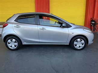 2010 Mazda Demio - Thumbnail