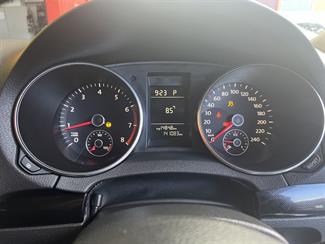 2009 Volkswagen Golf - Thumbnail
