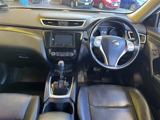 2015 Nissan X-Trail - Thumbnail