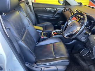 2015 Nissan X-Trail - Thumbnail