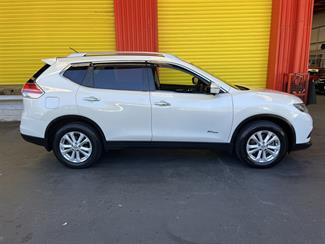 2015 Nissan X-Trail - Thumbnail