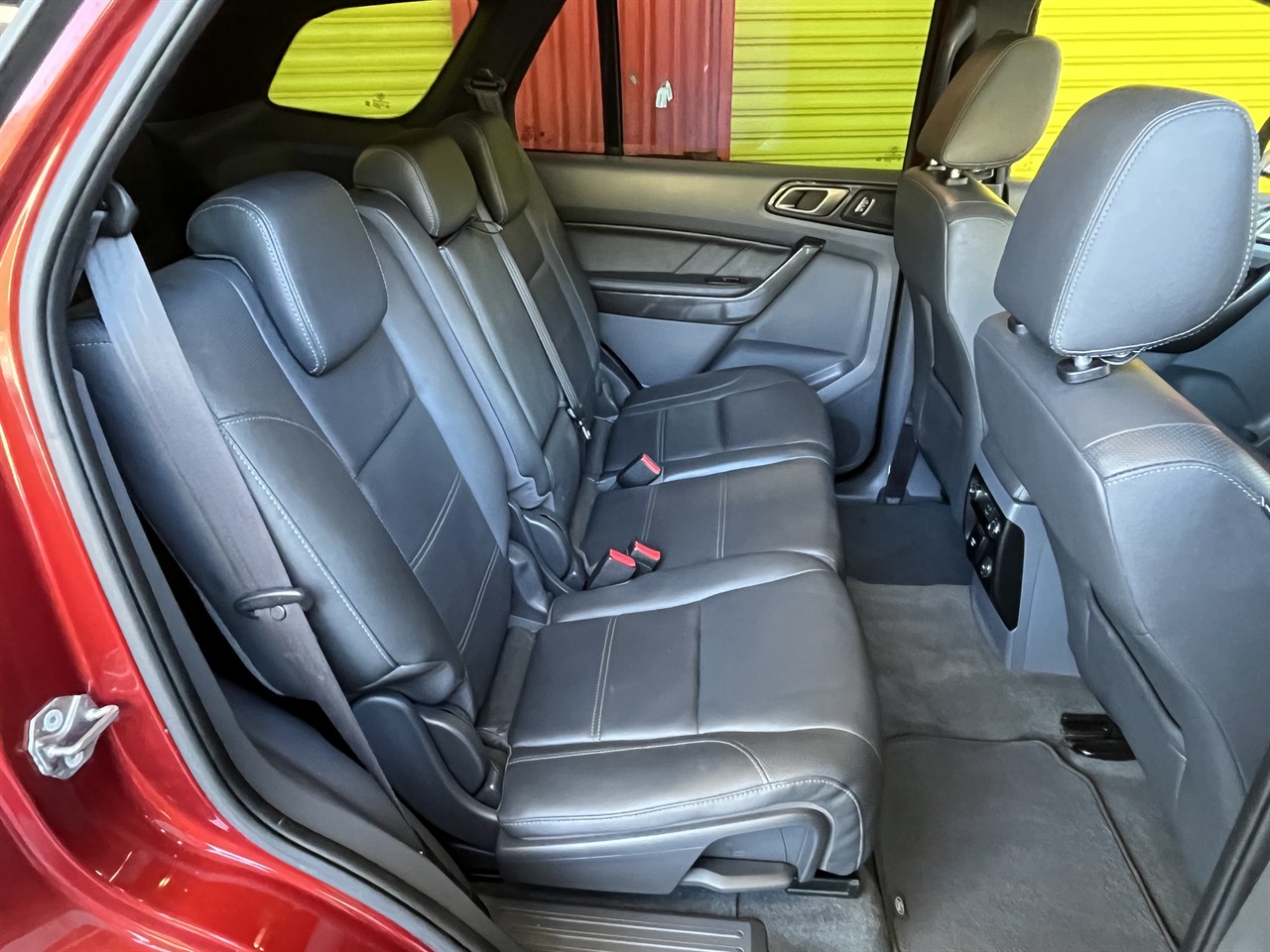 2016 Ford Everest