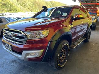 2016 Ford Everest - Thumbnail