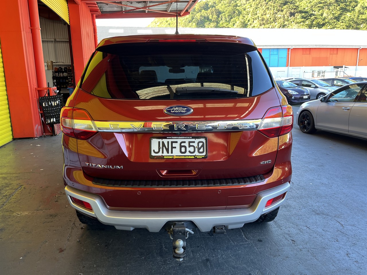 2016 Ford Everest
