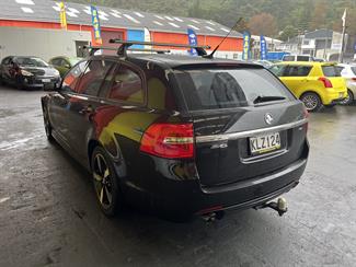 2017 Holden Commodore - Thumbnail