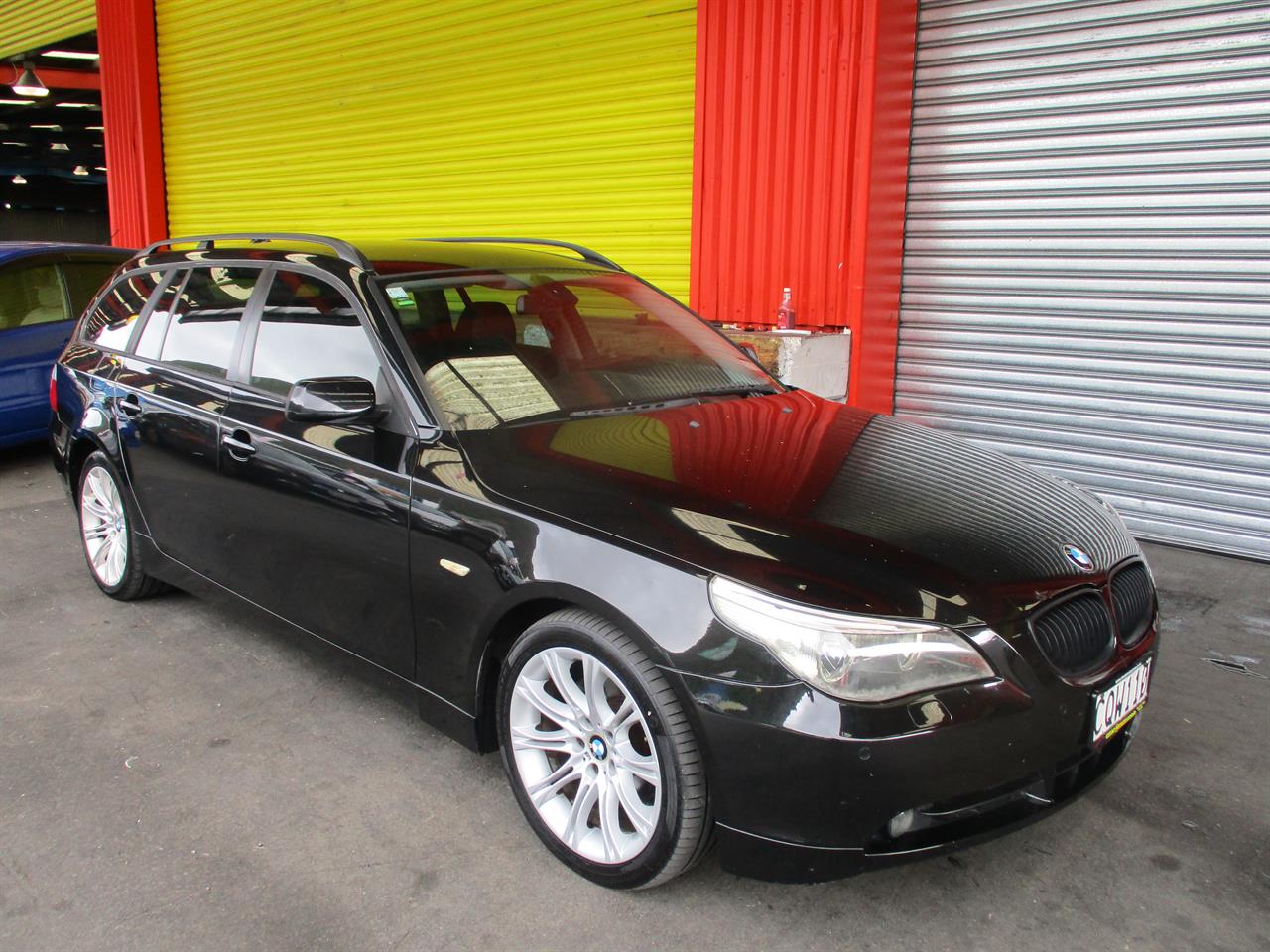 2005 BMW 525I