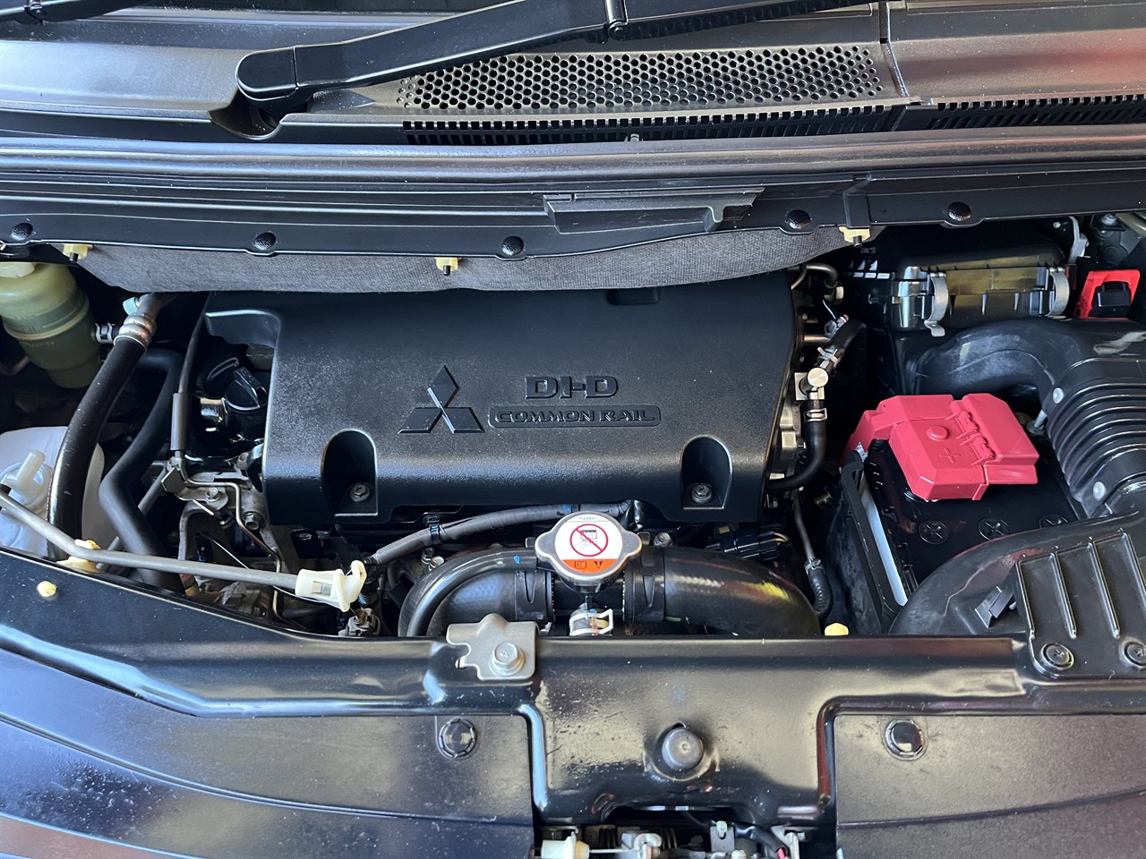 2013 Mitsubishi DELICA