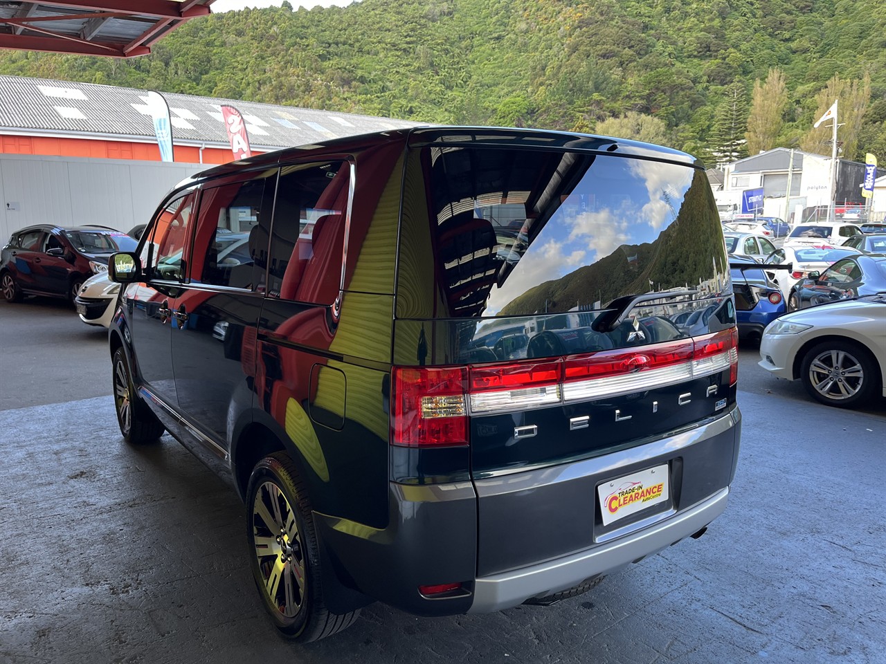 2013 Mitsubishi DELICA