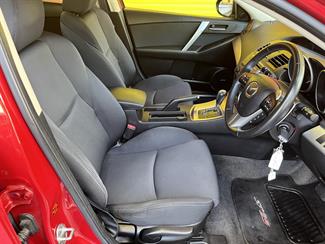 2011 Mazda MAZDA3 - Thumbnail